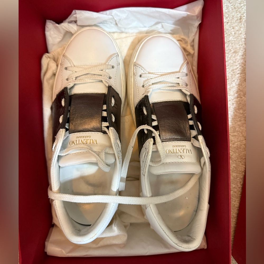 Valentino Sneakers